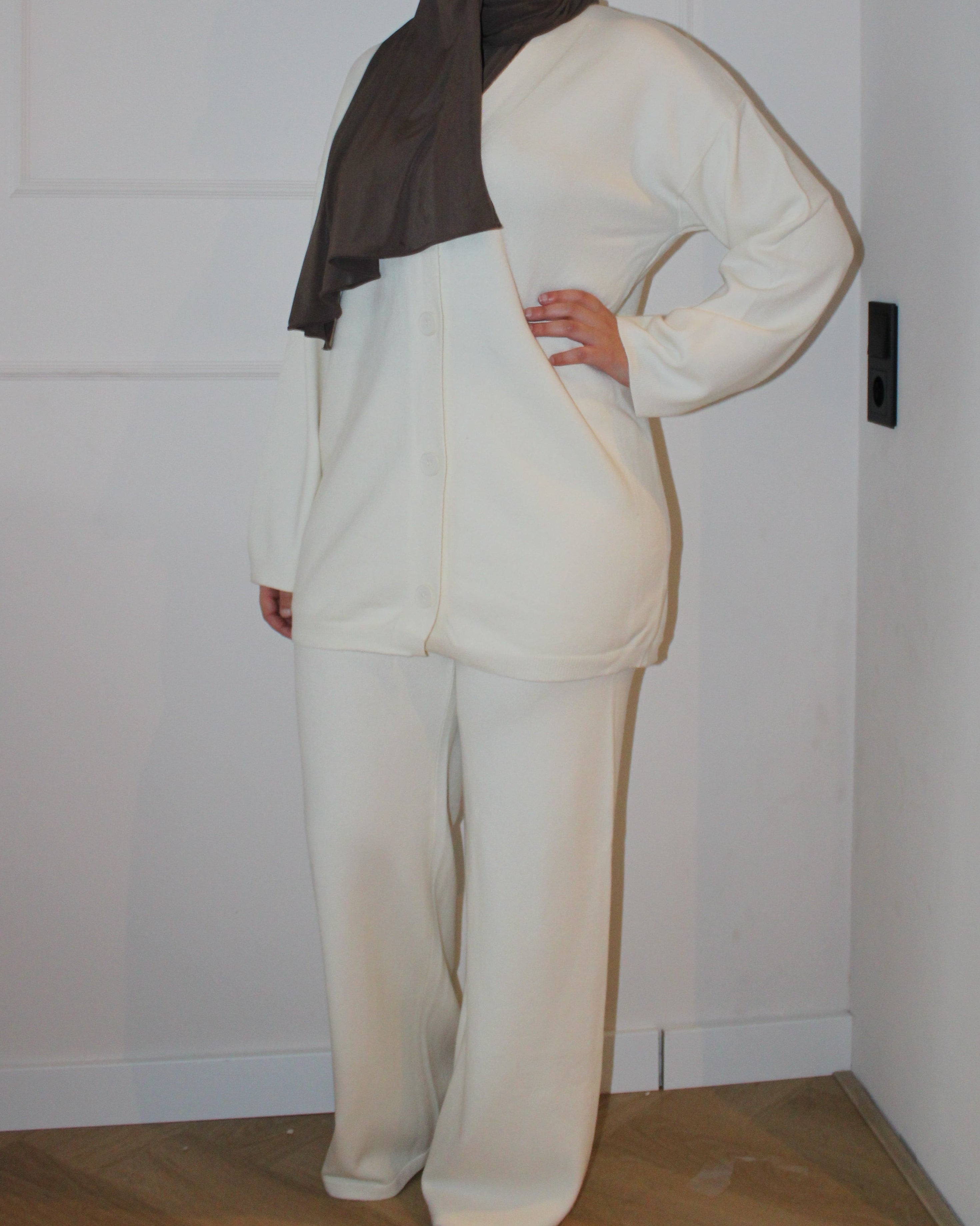 Nette Twinset Met Broek